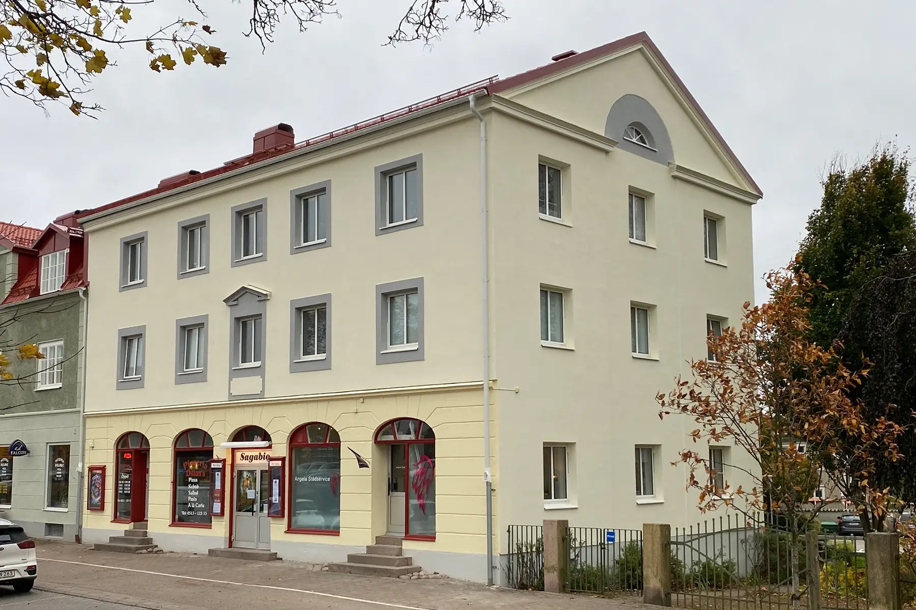 Sagabiografen från sidan - Trollängen Bostad